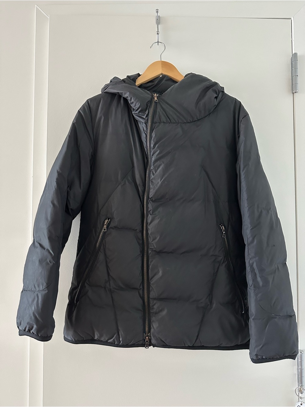 EUBIQ NY Navy Hooded Down Puffer Jacket Men's M – Asymmetric Quilted